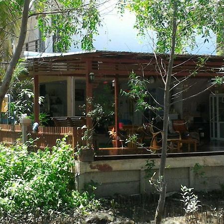 安帕瓦 阿普勒旅馆酒店 外观 照片